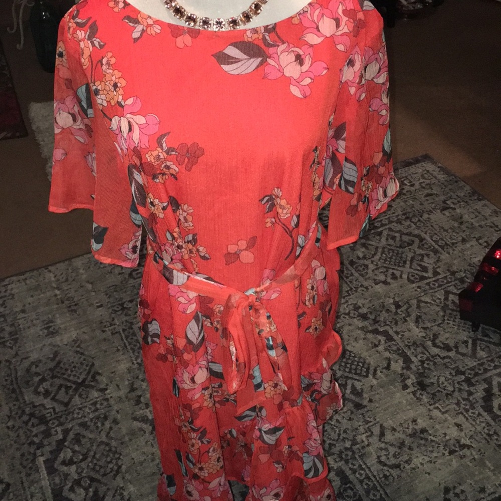 Very cute floral light dress